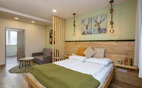 Forró Motel&Bauer Bistro